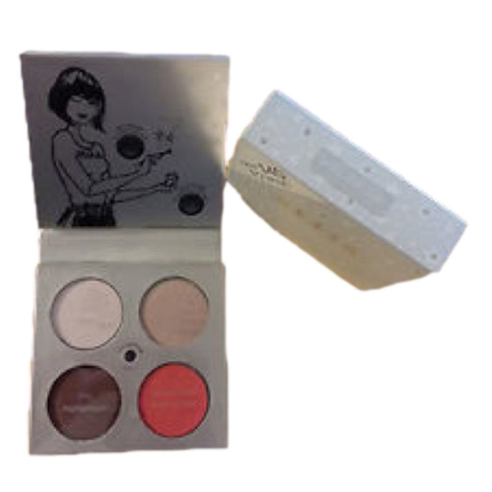 𝅺STILA Surprise&Shine record a message gift palette